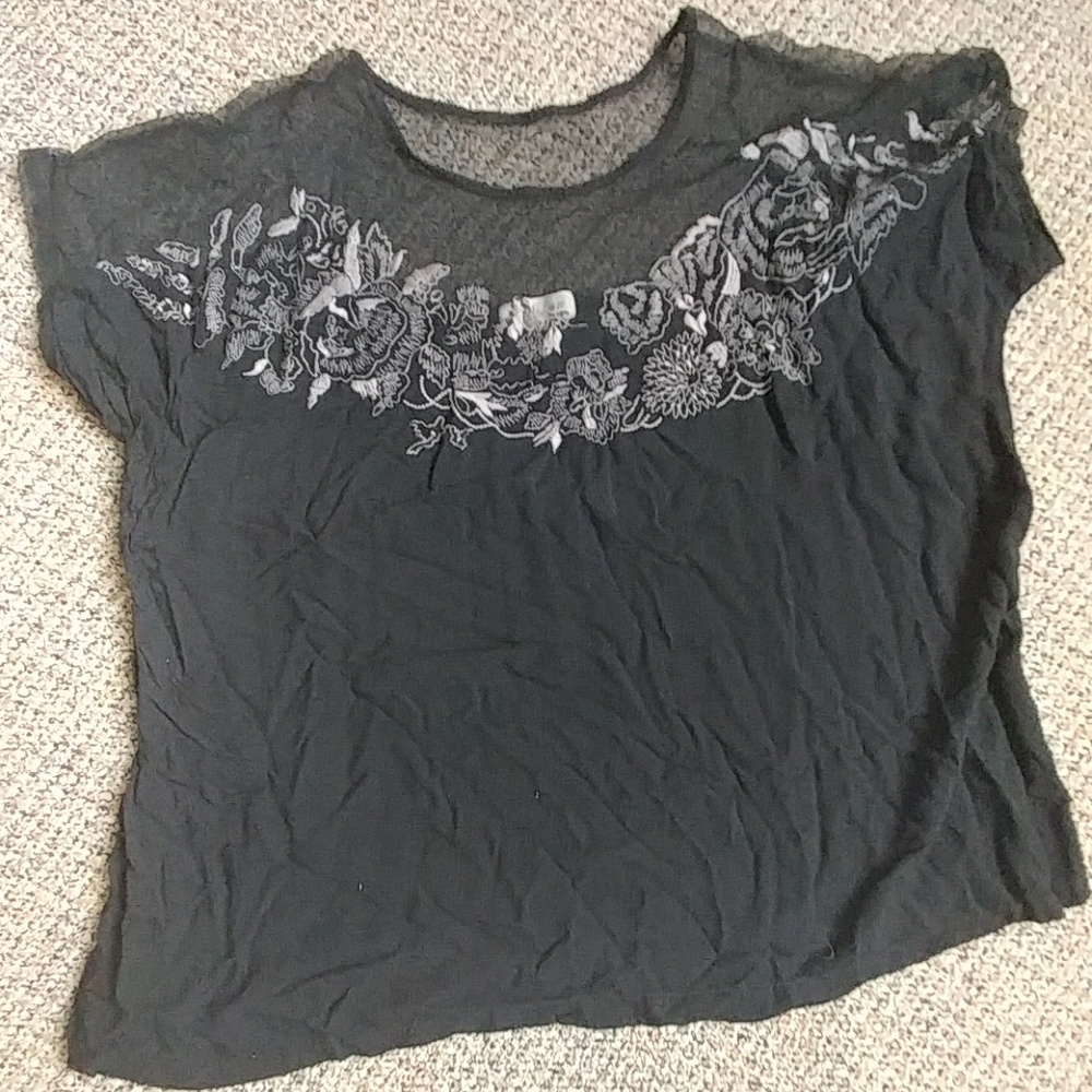 Mesh flower top